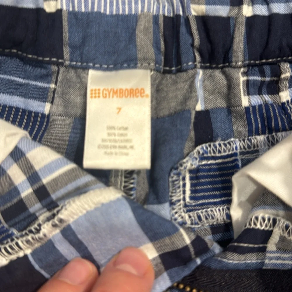 GYMBOREE boy’s size 7 blue madras shorts